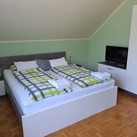 Апартаменты Apartma Jutersek Libelice Экстерьер фото